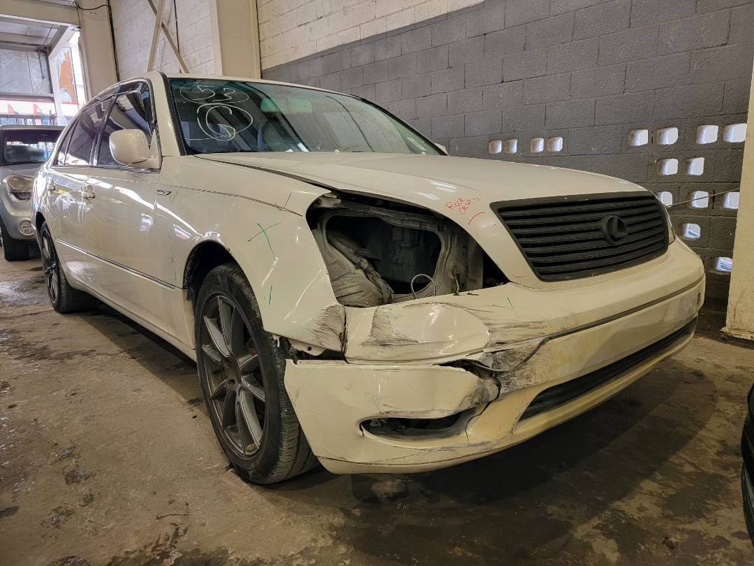 2001 LEXUS LS 430 — 198679 Miles — Lot 00117 — Main - Marhaba Auctions Used Cars - Image 4