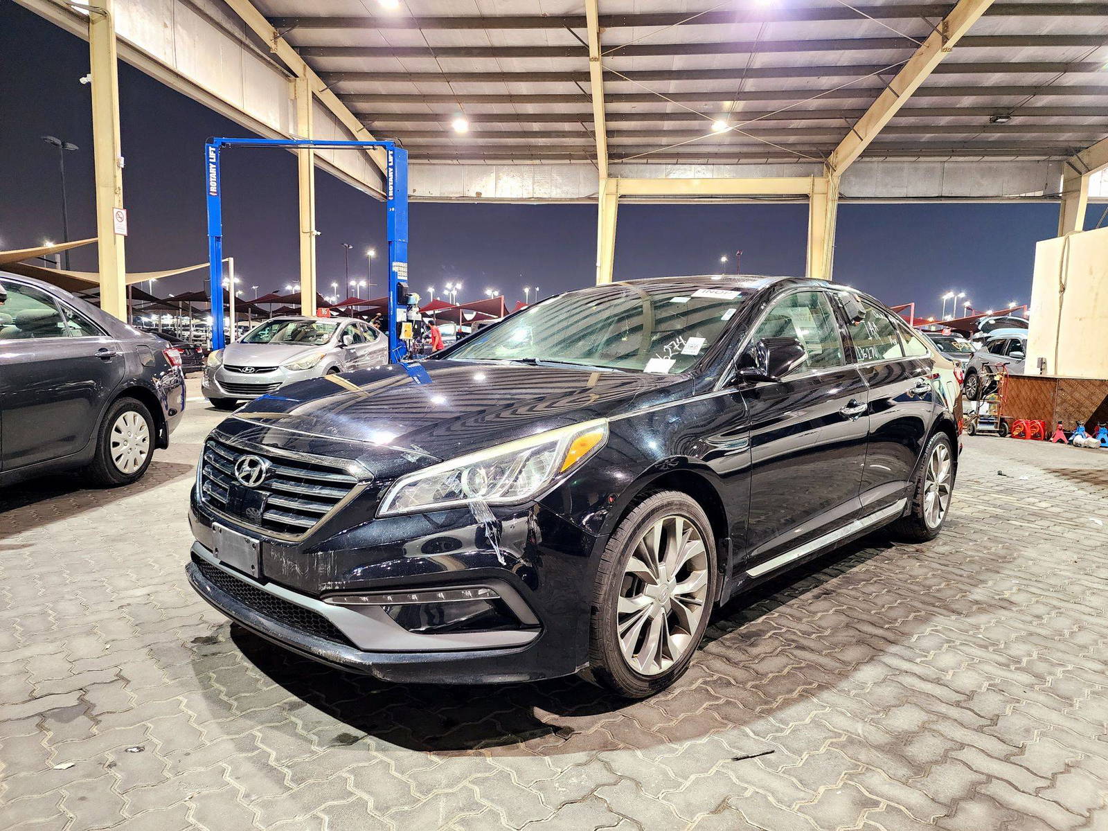2015 HYUNDAI SONATA — 146453 Miles — Lot 50158275 — Souq - Marhaba Auctions Used Cars - Image 5