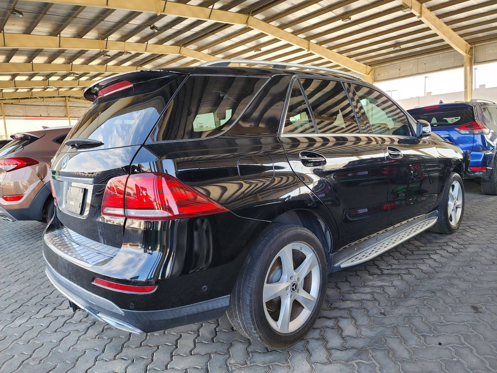 2018 MERCEDES BENZ GLE 350 — 73398 Miles — Lot A5JB0JB086892 — Main - Marhaba Auctions Used Cars - Image 3