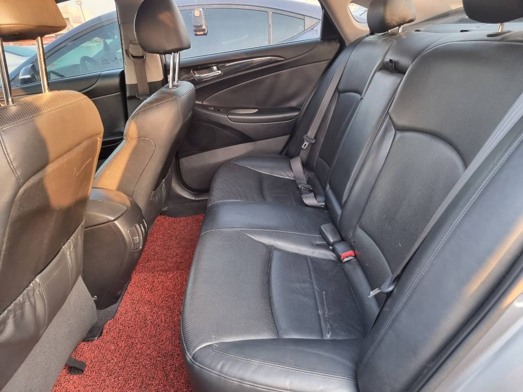 2010 HYUNDAI SONATA — 116799 KM — Lot 125478 — Ind. 12 - Marhaba Auctions Used Cars - Image 6