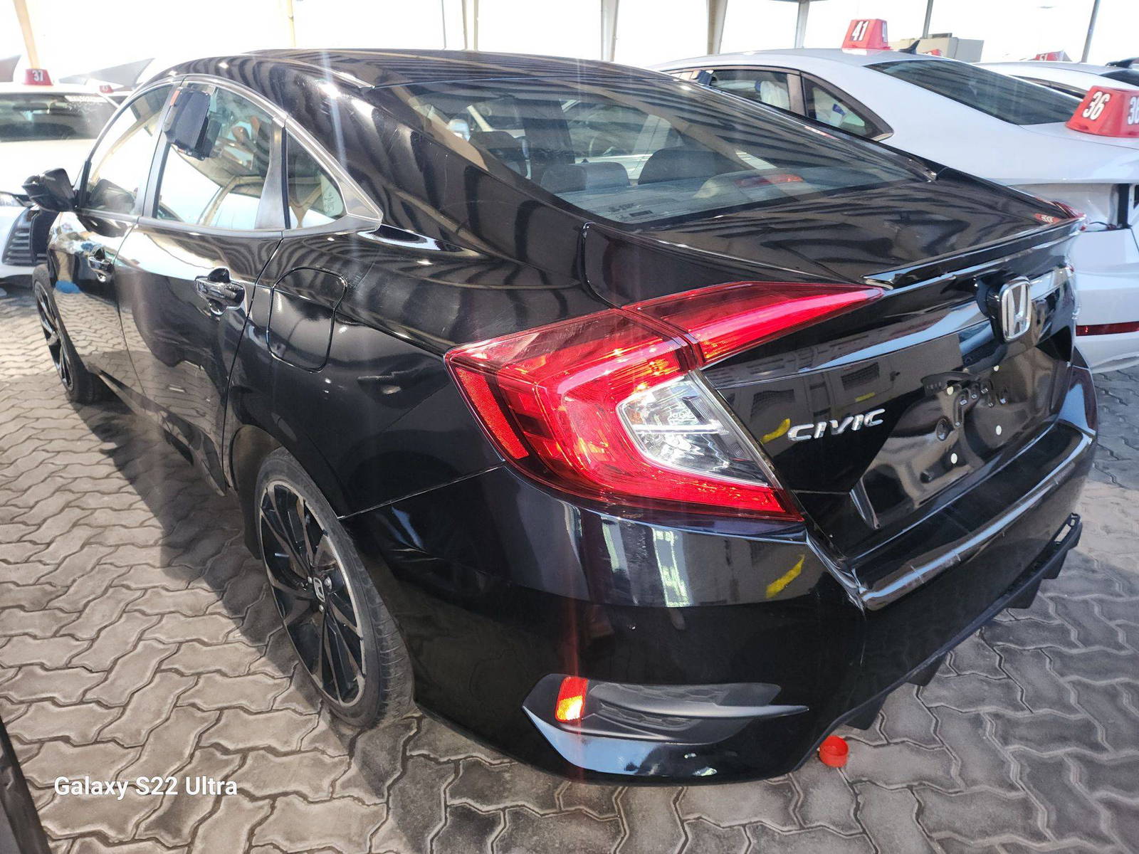 2020 HONDA CIVIC — 79812 Miles — Lot 37343674 - Marhaba Auctions Used Cars - Image 3