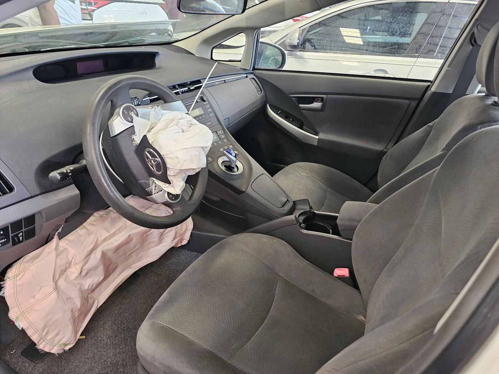TOYOTA PRIUS 2010 - Marhaba Auction Used Cars - Image 7