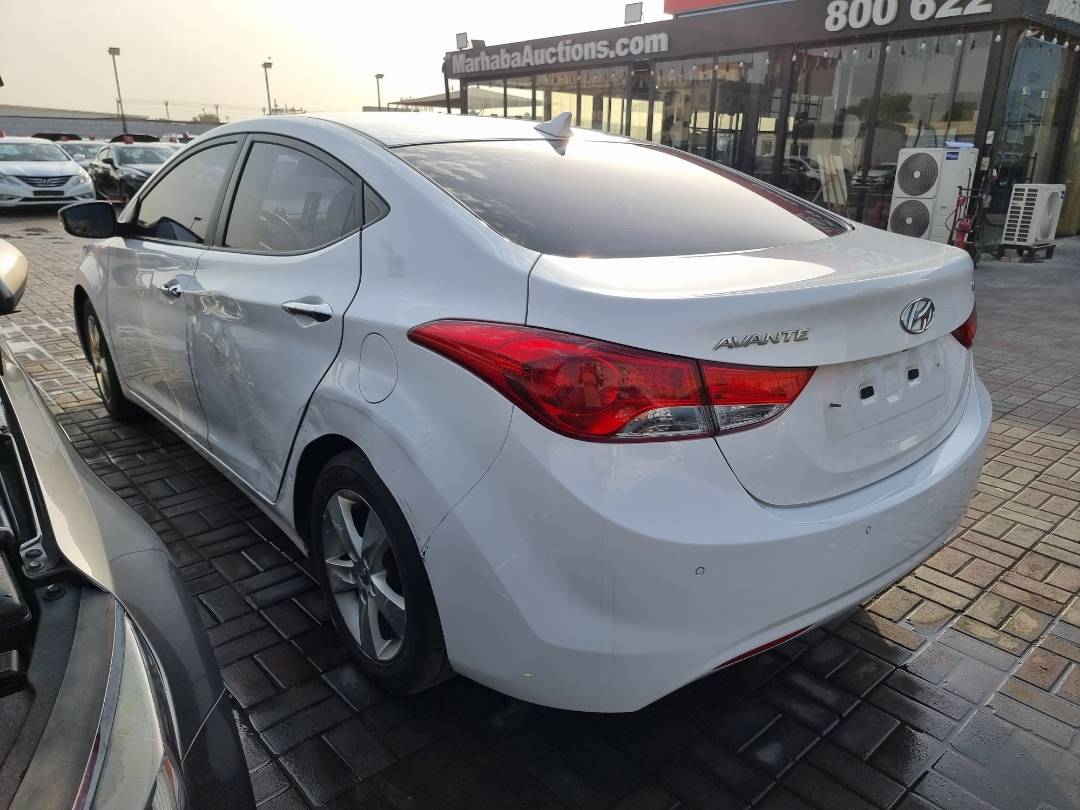2013 HYUNDAI AVANTE — 207671 KM — Lot 214587 — Souq - Marhaba Auctions Used Cars - Image 4