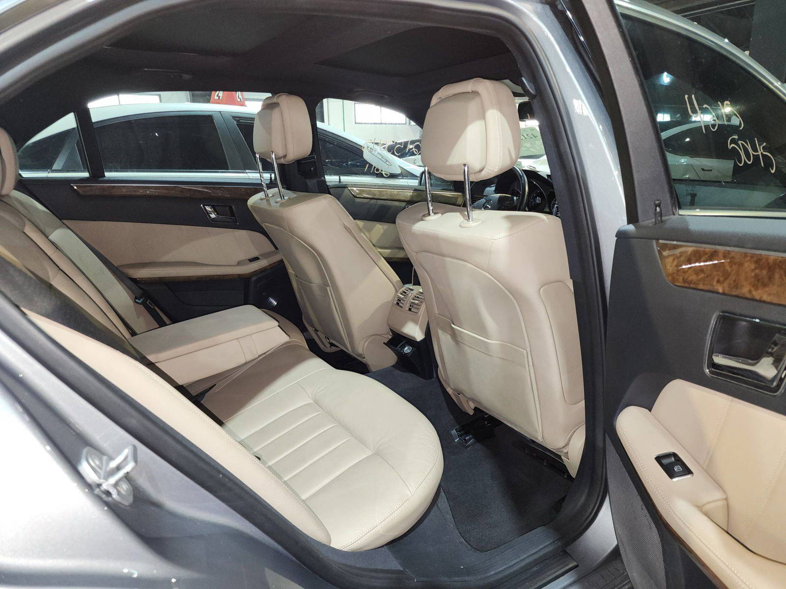 MERCEDES BENZ E 350 2011 - Marhaba Auction Used Cars - Image 7