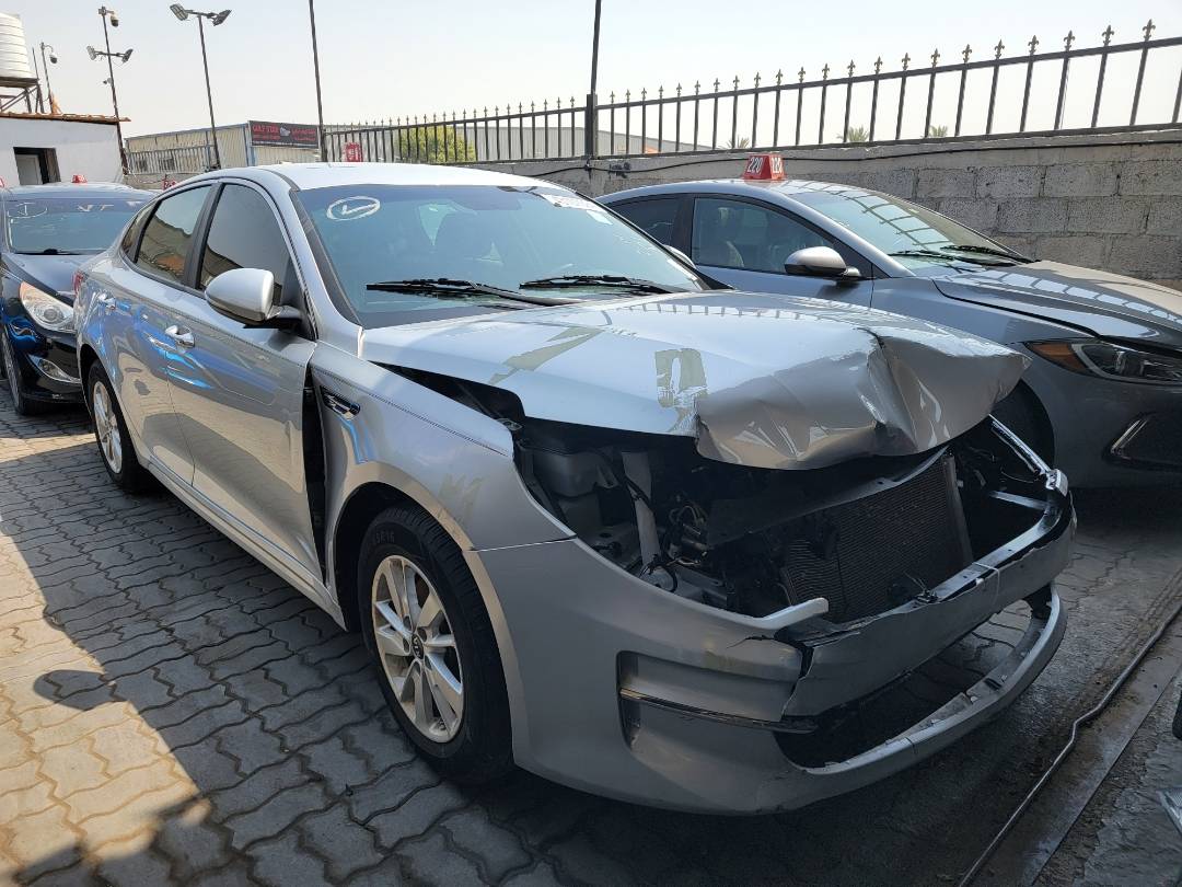 2018 KIA OPTIMA — 121241 Miles — Lot 43107094 — Ind. 12 - Marhaba Auctions Used Cars - Image 4