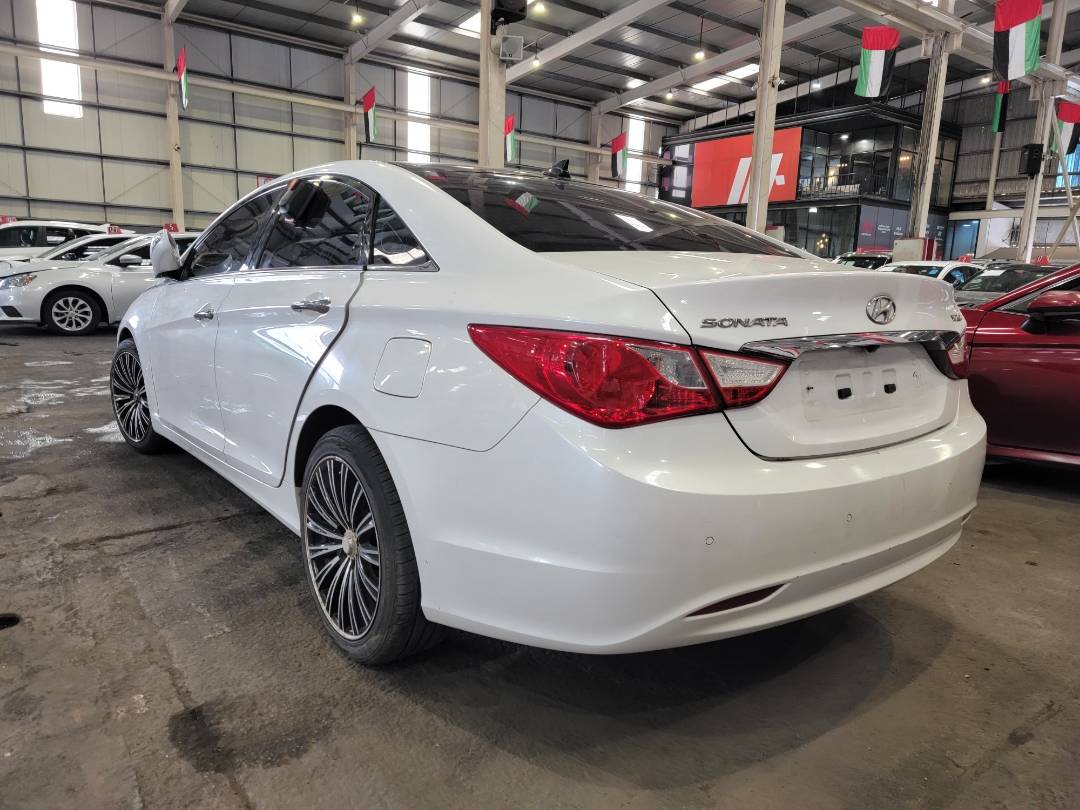 2011 HYUNDAI SONATA — 232967 KM — Lot 236164 — Main - Marhaba Auctions Used Cars - Image 3