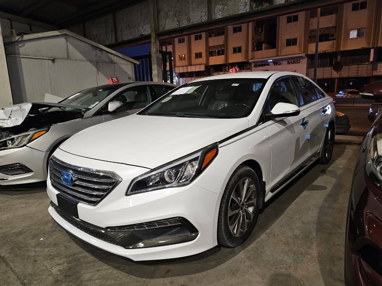 2015 HYUNDAI SONATA SPORT — 131146 Miles — Lot FH245098 — Main - Marhaba Auctions Used Cars - Image 4