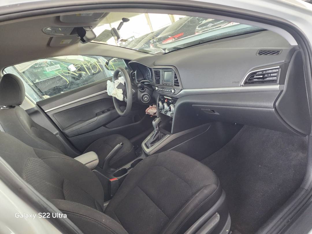 2019 HYUNDAI ELANTRA — 125704 Miles — Lot 47409364 — Main - Marhaba Auctions Used Cars - Image 6