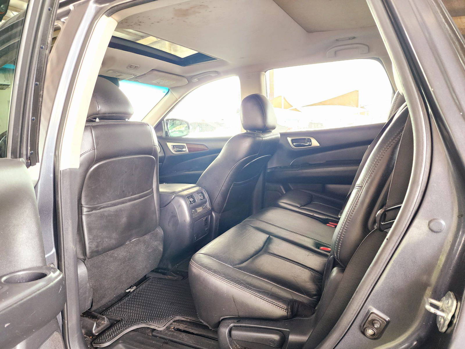 2014 NISSAN PATHFINDER — 187452 Miles — Lot 907011 — Souq - Marhaba Auctions Used Cars - Image 6