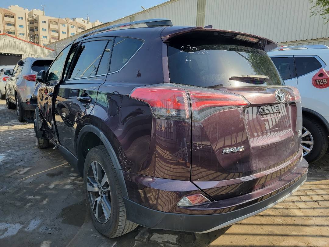 2018 TOYOTA RAV4 — 88518 Miles — Lot 708891 - Marhaba Auctions Used Cars - Image 3