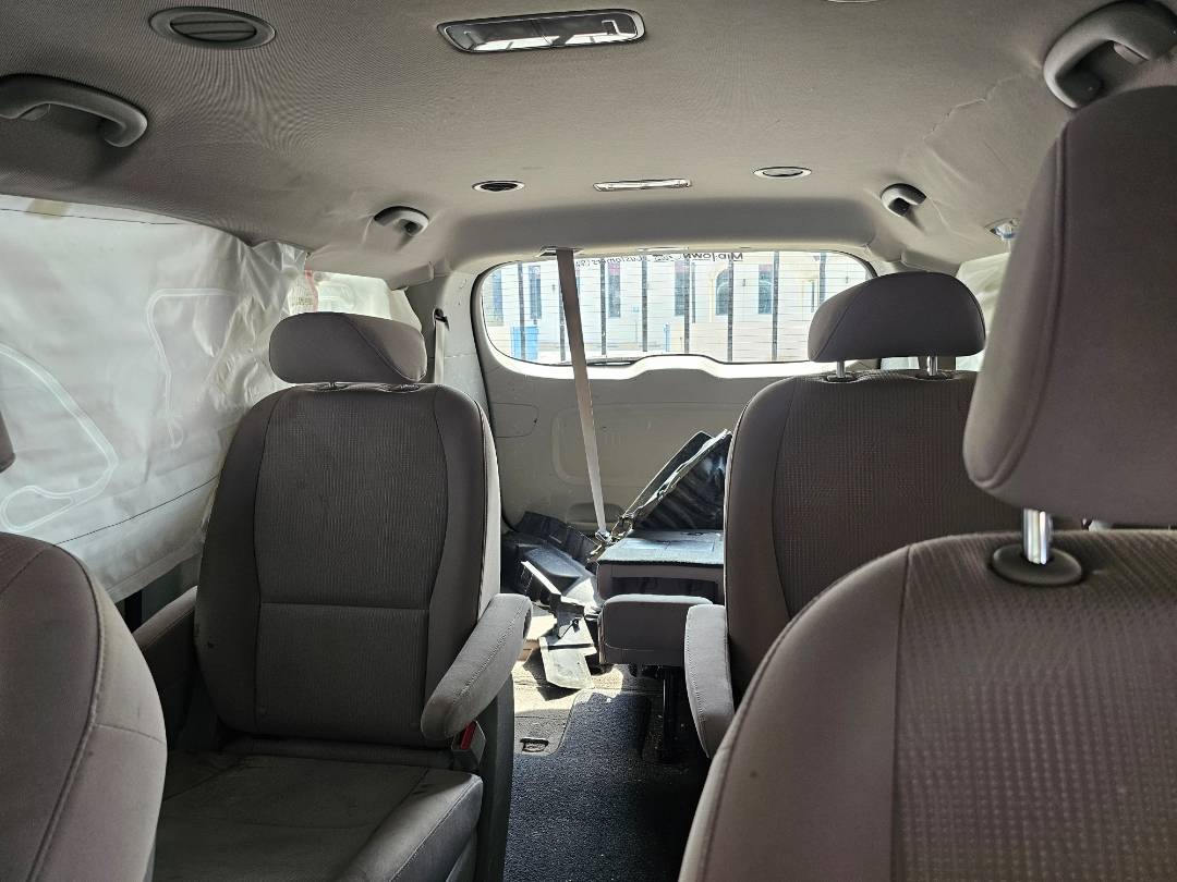 2019 KIA SEDONA — 266325 KM — Lot 20206546 — Main - Marhaba Auctions Used Cars - Image 7