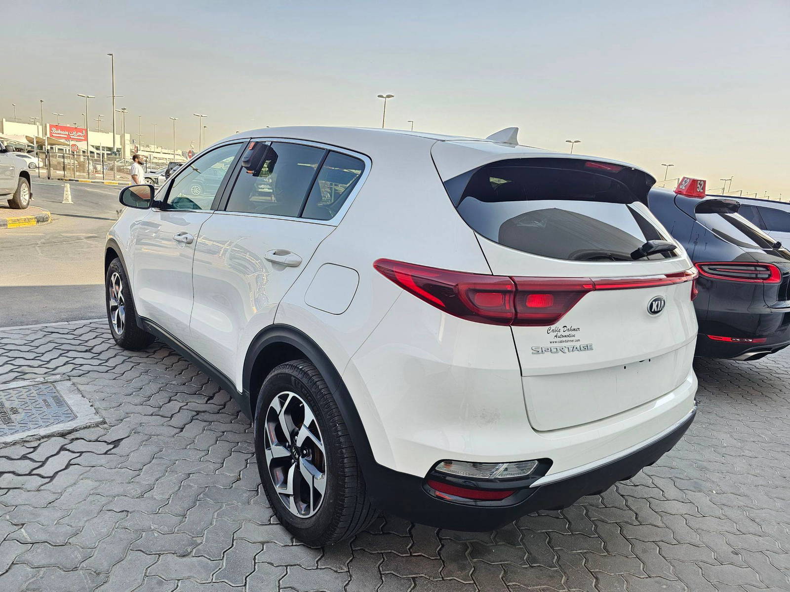 2022 KIA SPORTAGE — 77218 Miles — Lot 4N7013300 — Souq - Marhaba Auctions Used Cars - Image 3