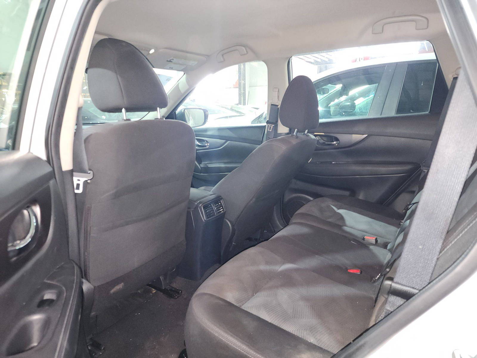 NISSAN ROGUE 2016 - Marhaba Auction Used Cars - Image 9