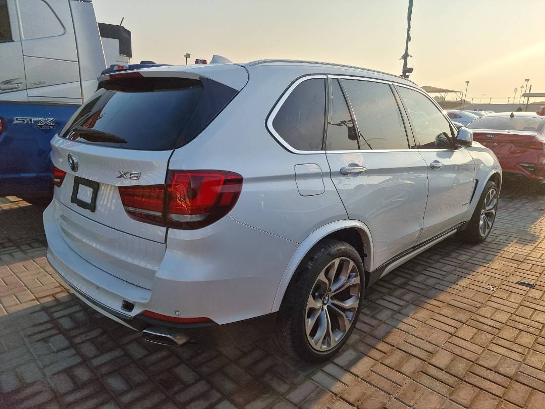 2018 BMW X5 XDRIVE35I — 117260 Miles — Lot 39450791 — Souq - Marhaba Auctions Used Cars - Image 4