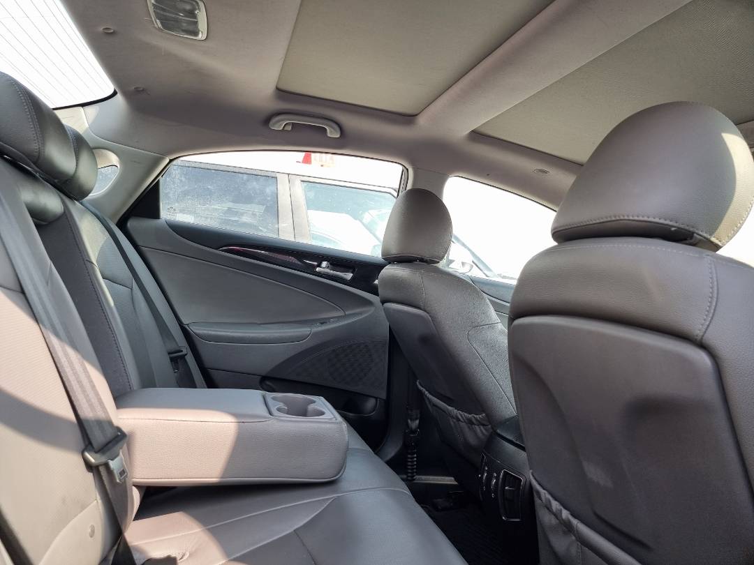2012 HYUNDAI SONATA — 223032 Miles — Lot 2CH341615 — Ind. 12 - Marhaba Auctions Used Cars - Image 8