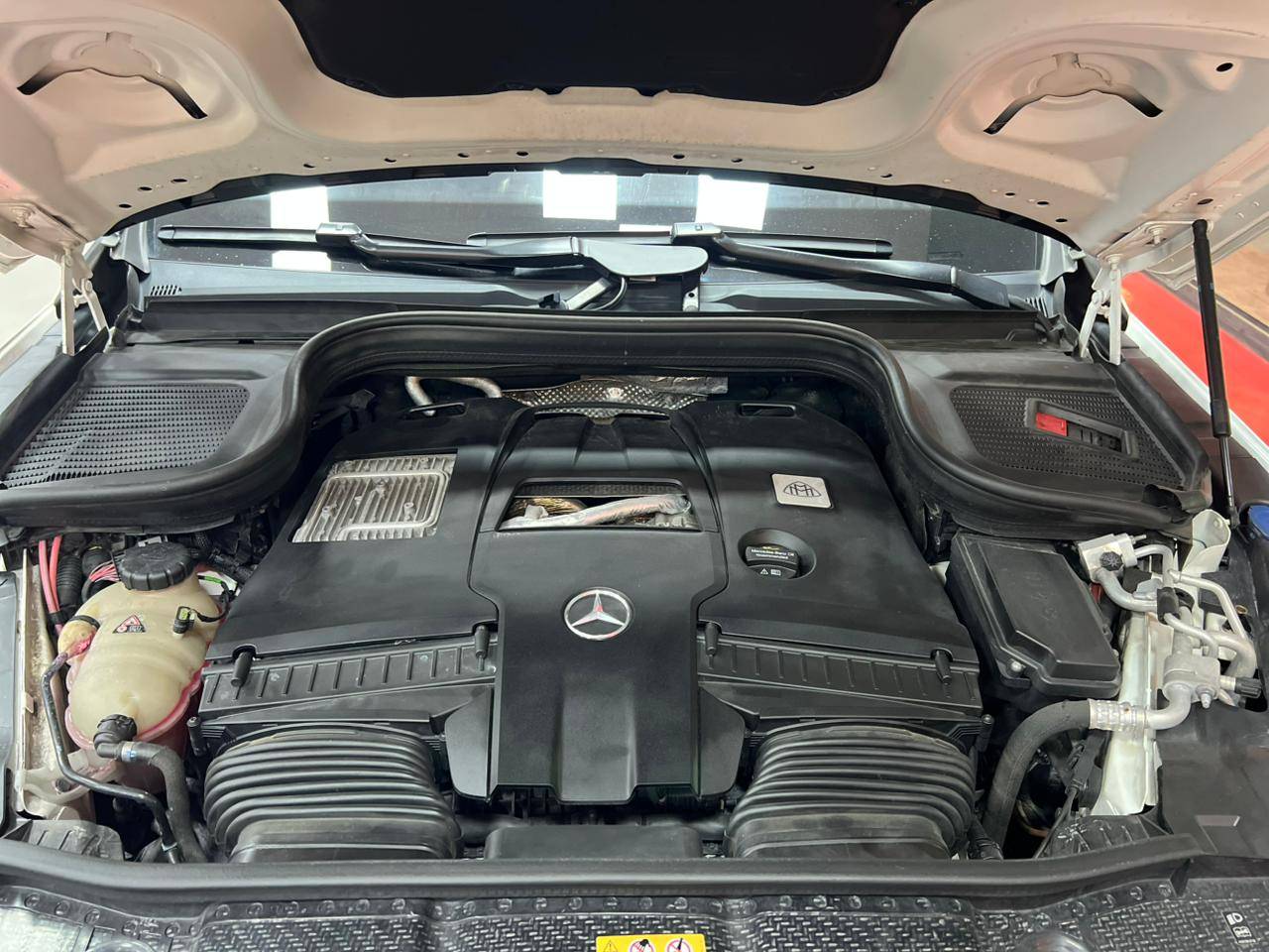 MERCEDES BENZ GLS 600 2022 - Marhaba Auction Used Cars - Image 11