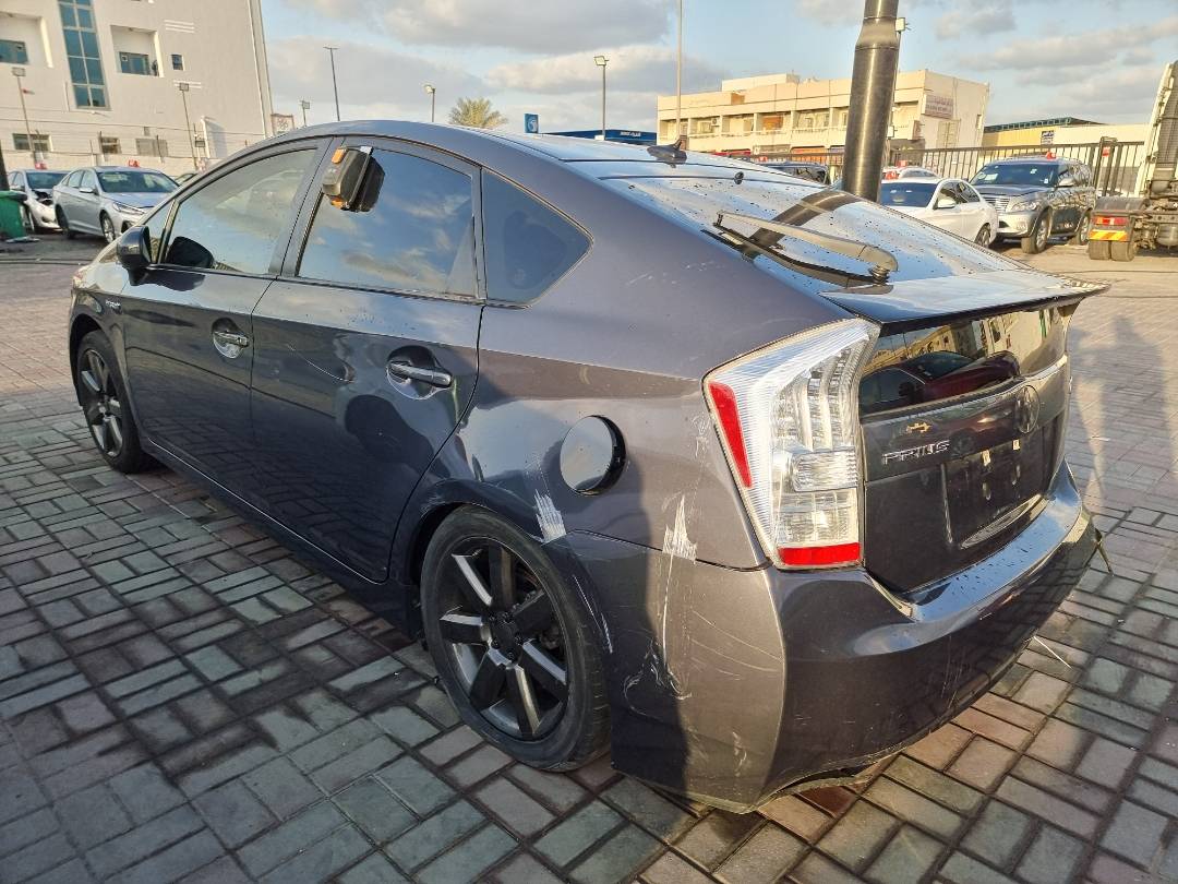 2010 TOYOTA PRIUS — 185399 Miles — Lot 0105658 — Ind. 12 - Marhaba Auctions Used Cars - Image 5