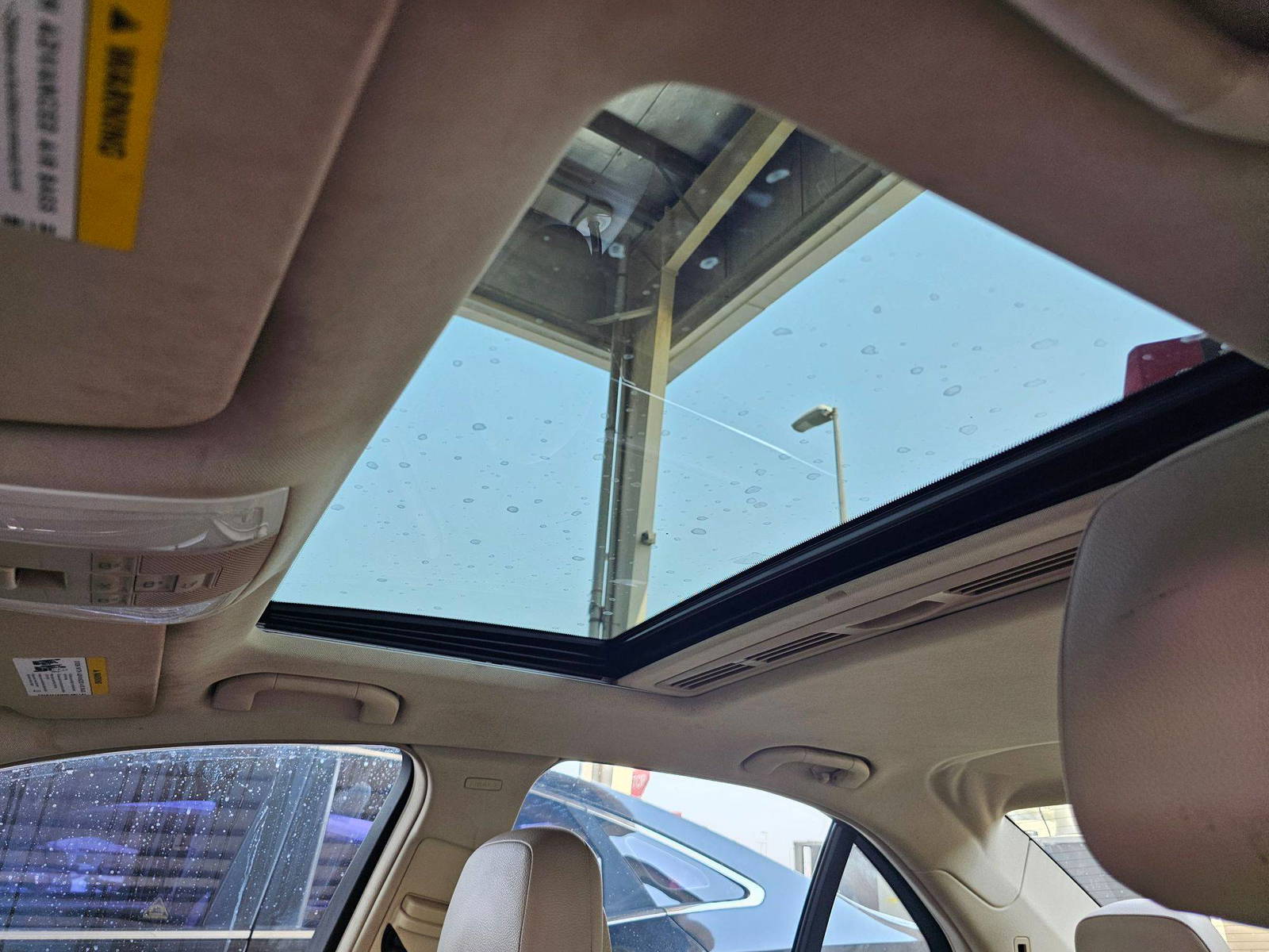 MERCEDES BENZ C300 2011 - Marhaba Auction Used Cars - Image 7