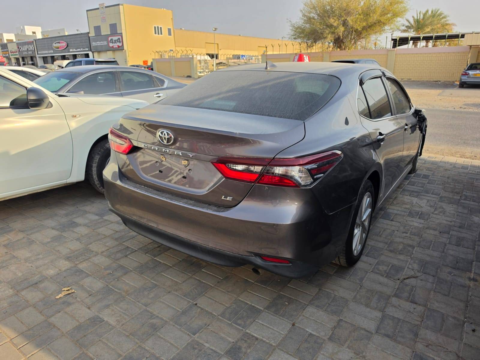 TOYOTA CAMRY