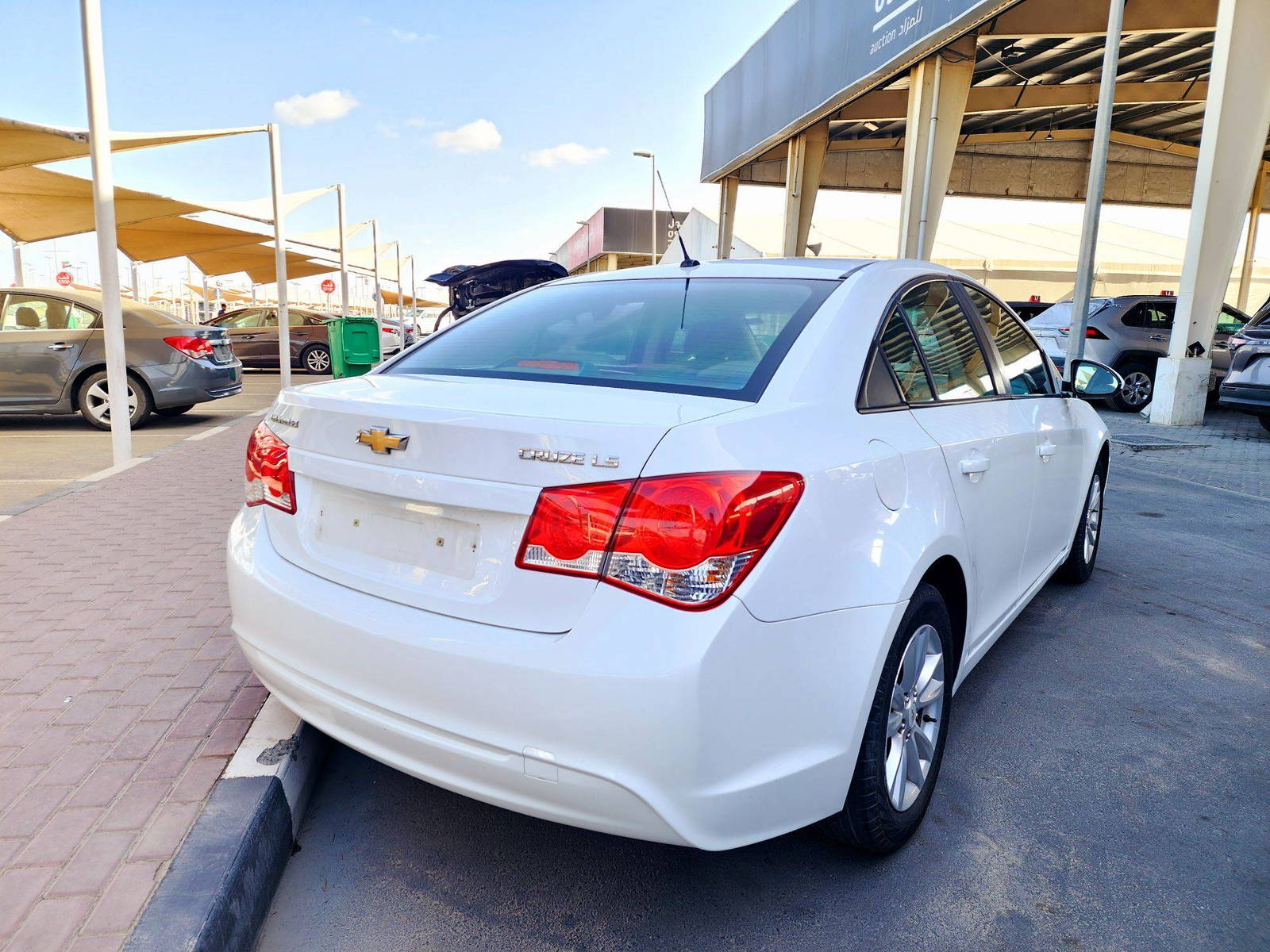 2013 CHEVROLET CRUIZE — 148531 KM — Lot 4DK135886 — Souq - Marhaba Auctions Used Cars - Image 5