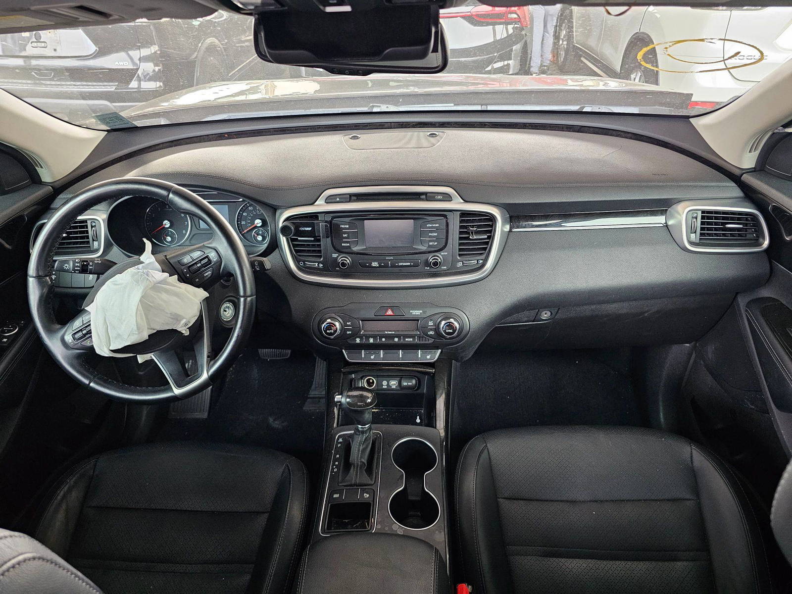 KIA SORENTO 2016 - Marhaba Auction Used Cars - Image 7