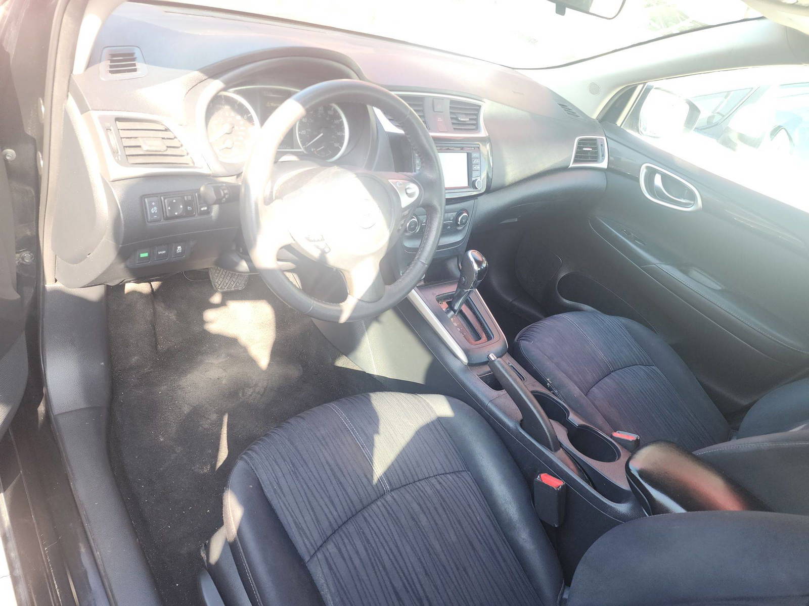 2016 NISSAN SENTRA — 166647 Miles — Lot 68944383 - Marhaba Auctions Used Cars - Image 4
