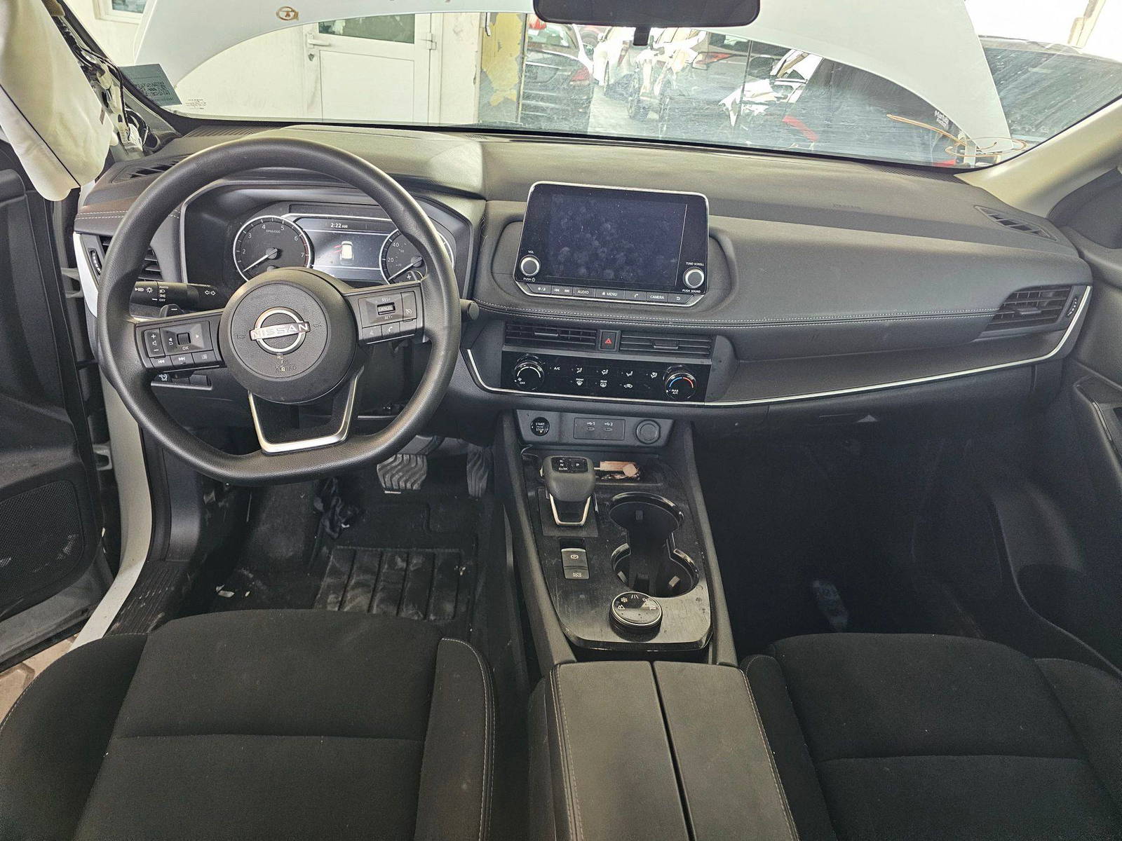 NISSAN ROGUE 2024 - Marhaba Auction Used Cars - Image 8