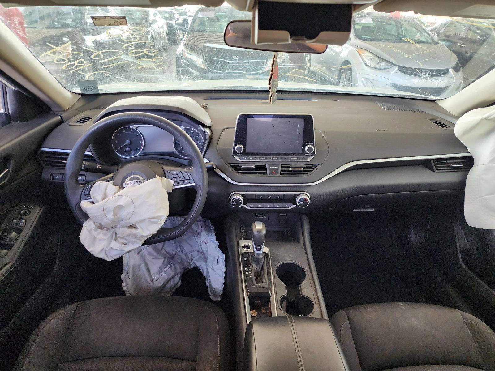 2020 NISSAN ALTIMA — 60152 Miles — Lot C194200 — Souq - Marhaba Auctions Used Cars - Image 7
