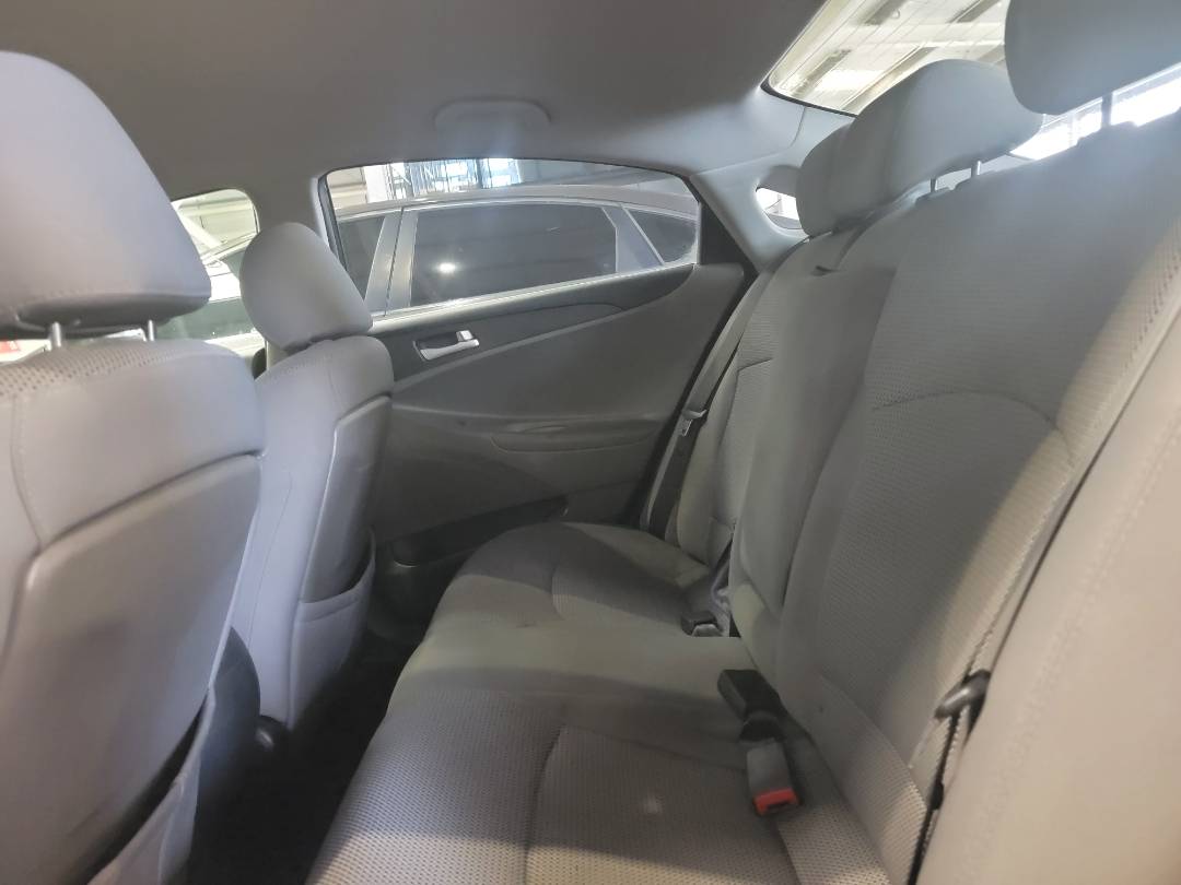 2011 HYUNDAI SONATA — 246931 Miles — Lot BH171003 — Main - Marhaba Auctions Used Cars - Image 6