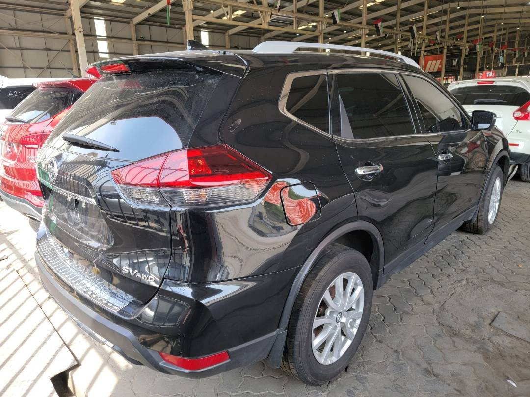 2018 NISSAN ROGUE — 89116 Miles — Lot T2MV0JC753617 — Souq - Marhaba Auctions Used Cars - Image 3