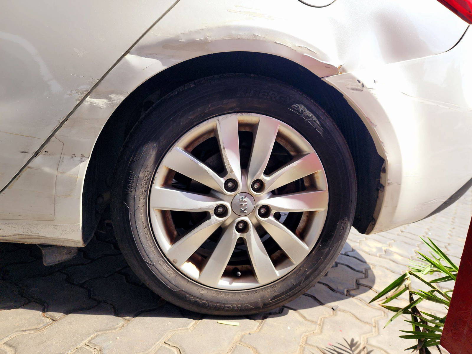 2015 KIA K3 — 233329 KM — Lot 382126 — Souq - Marhaba Auctions Used Cars - Image 10