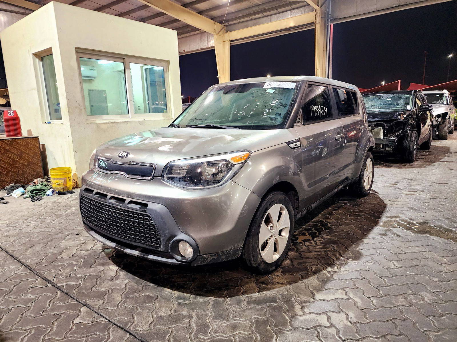 2015 KIA SOUL — 115585 Miles — Lot 24F7193464 — Souq - Marhaba Auctions Used Cars - Image 4