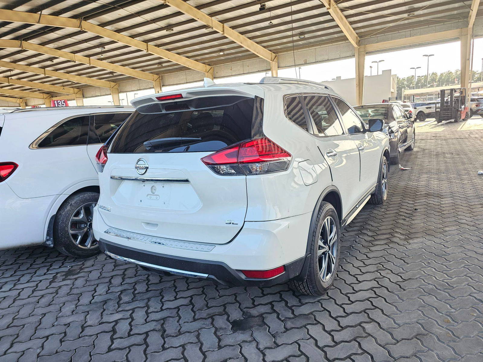 2017 NISSAN ROGUE — 144790 Miles — Lot HW148136 — Souq - Marhaba Auctions Used Cars - Image 3