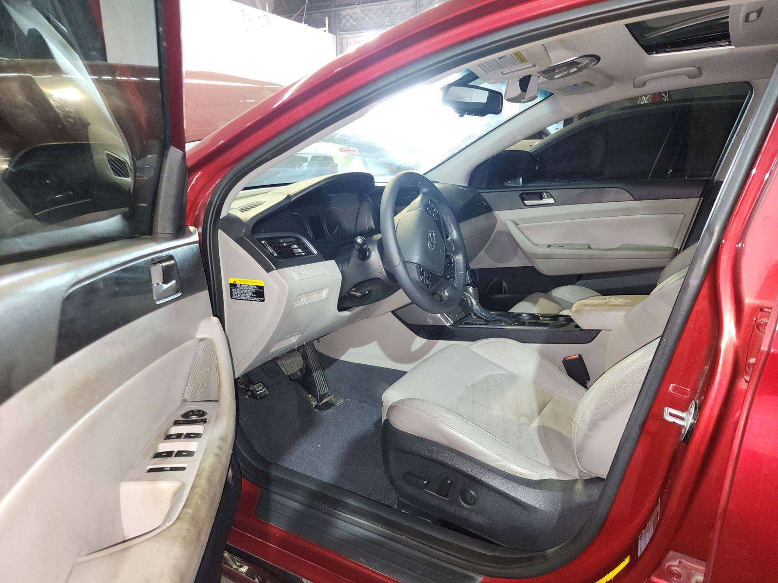 2016 HYUNDAI SONATA — 100032 Miles — Lot 88370285 — Al Quoz - Marhaba Auctions Used Cars - Image 10