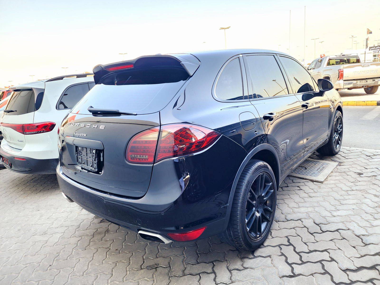 2014 PORSCHE Cayenne — 114953 Miles — Lot 9ELA82541 — Souq - Marhaba Auctions Used Cars - Image 5