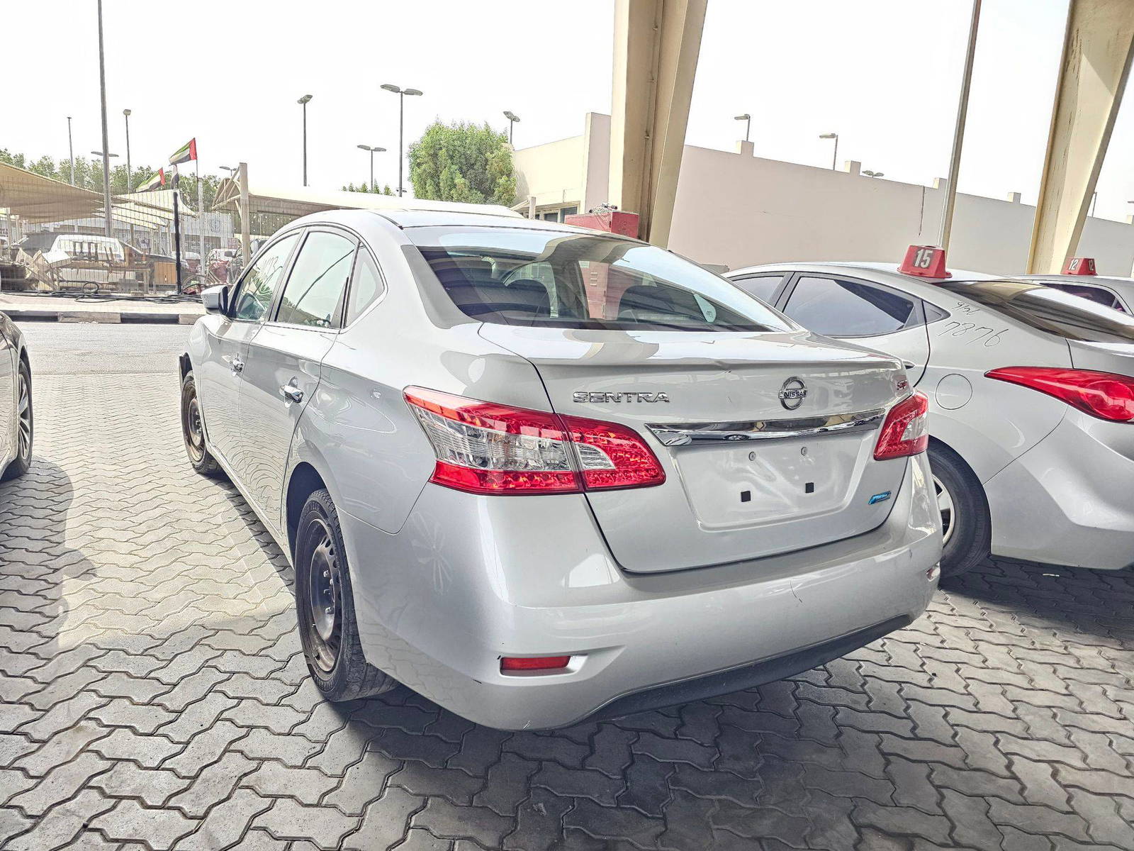 2014 NISSAN SENTRA — 169623 Miles — Lot 6EY233772 — Souq - Marhaba Auctions Used Cars - Image 5