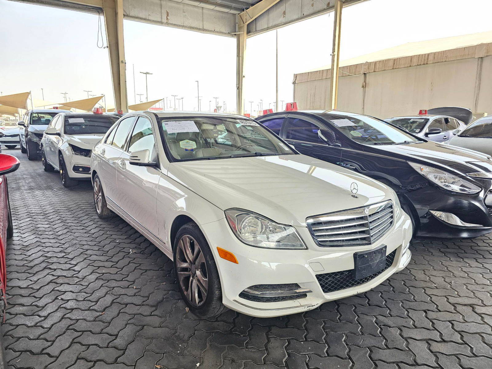 2014 MERCEDES BENZ C300 — 135250 Miles — Lot B3EA910146 — Souq - Marhaba Auctions Used Cars - Image 4