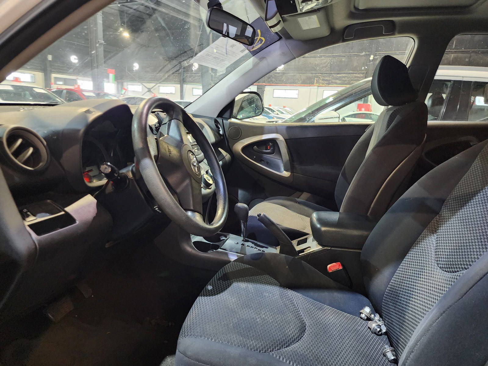 2007 TOYOTA RAV4 — 174121 Miles — Lot 73374134 — Al Quoz - Marhaba Auctions Used Cars - Image 9