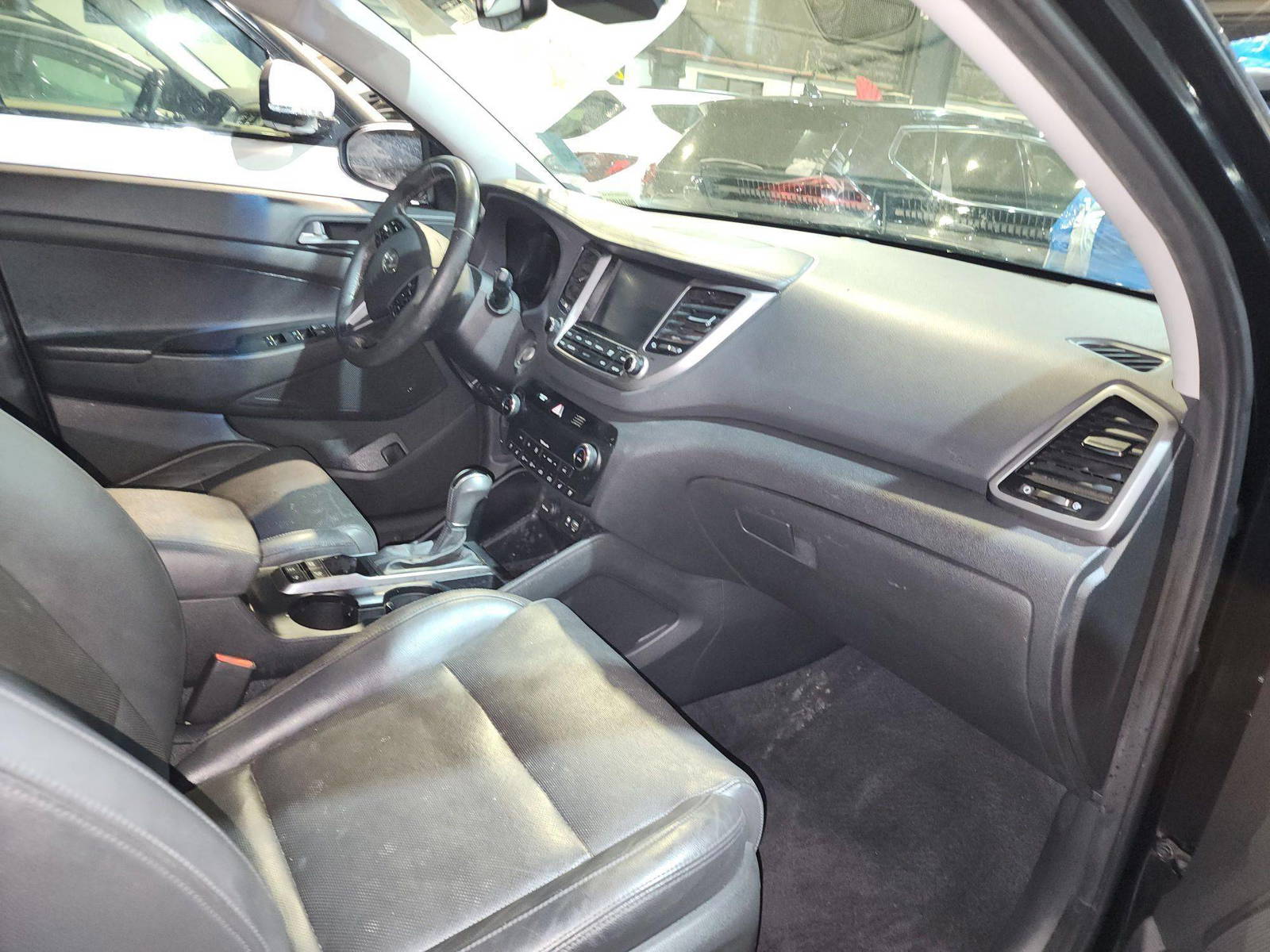 2016 HYUNDAI TUCSON — 91050 Miles — Lot 184853 — Al Quoz - Marhaba Auctions Used Cars - Image 6