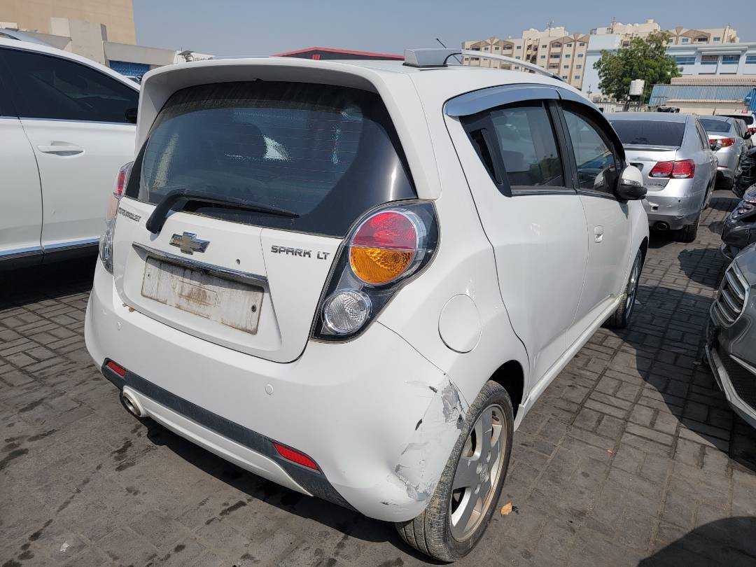 2012 CHEVROLET SPARK — 156592 KM — Lot 583732 — Souq - Marhaba Auctions Used Cars - Image 4