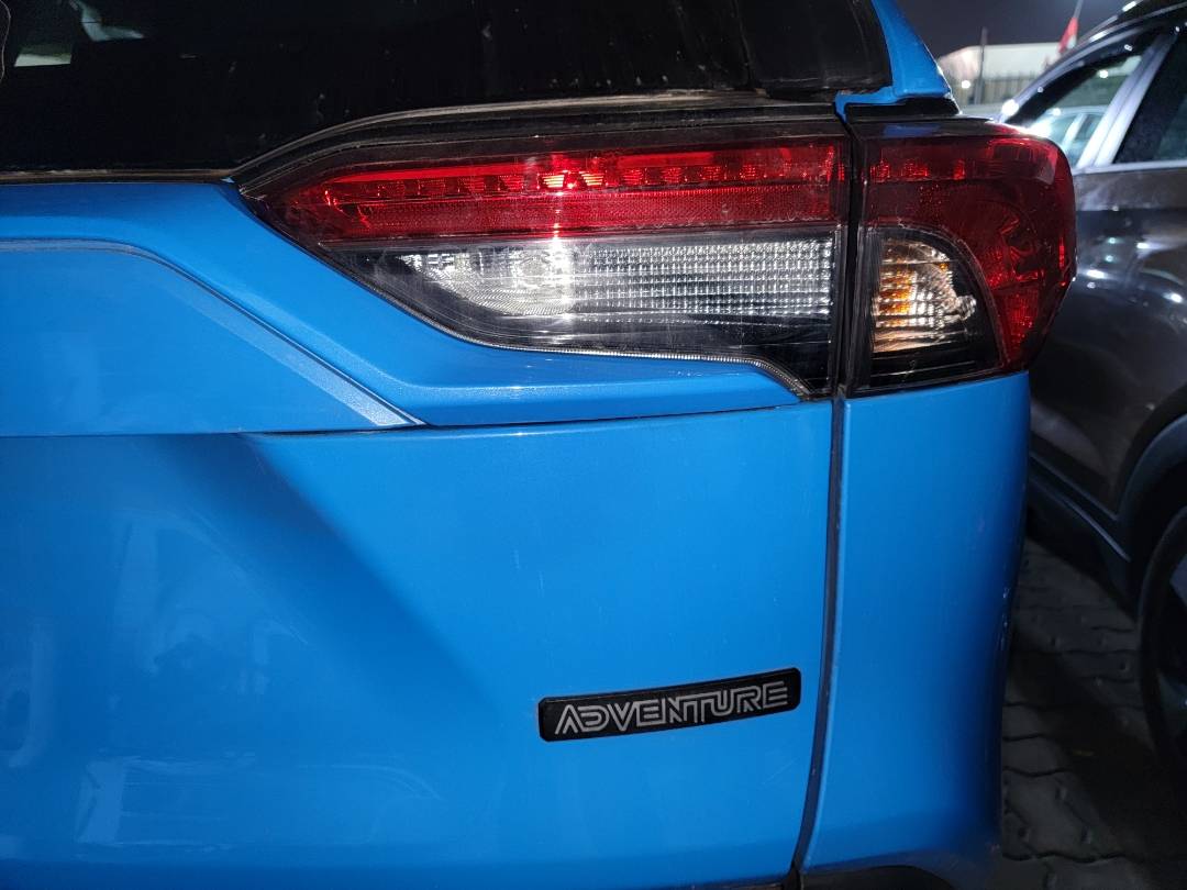 2019 TOYOTA RAV4 — 32393 Miles — Lot 023617 - Marhaba Auctions Used Cars - Image 8