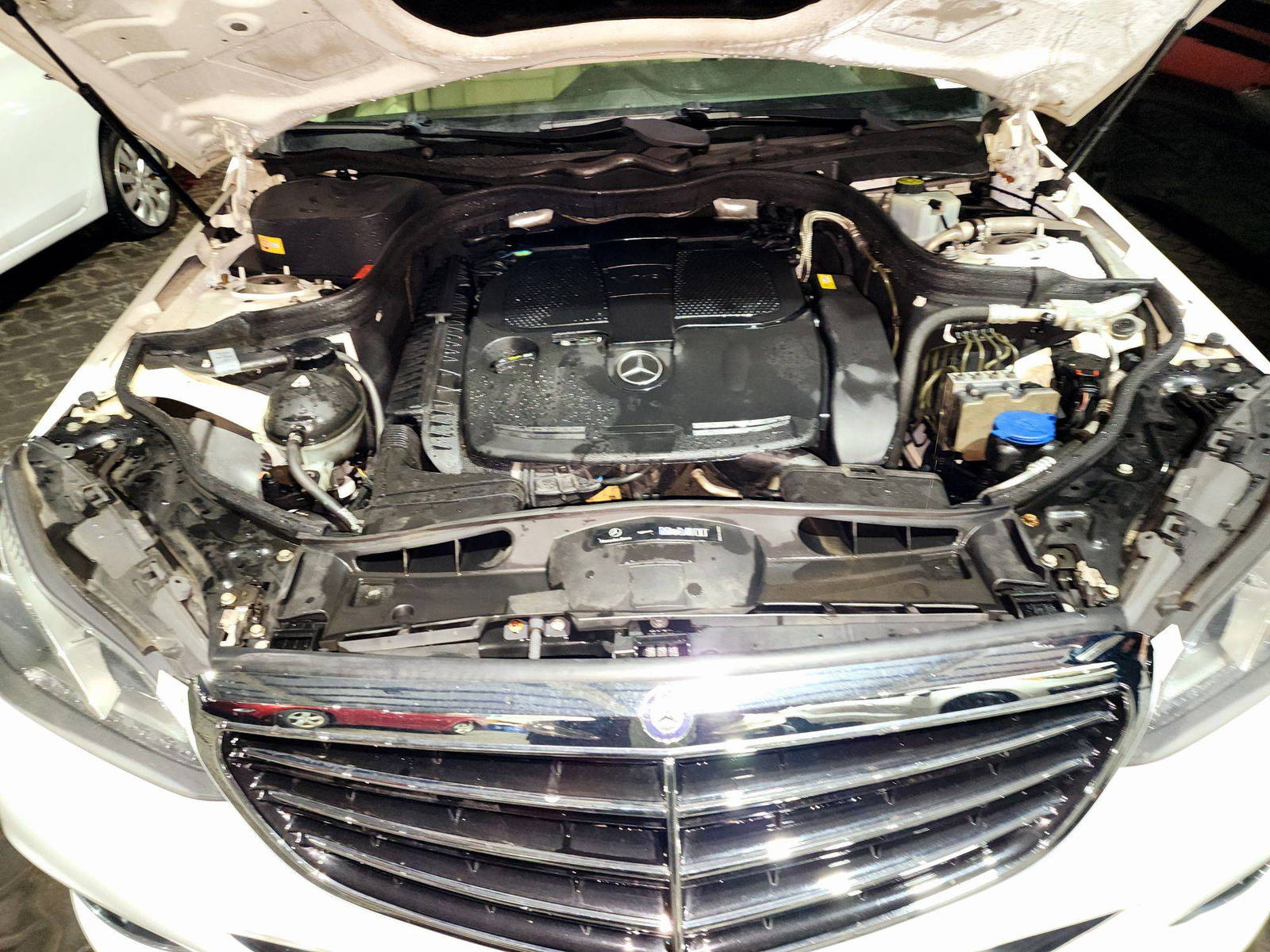 2014 MERCEDES BENZ E 350 — 191914 Miles — Lot 63921314 — Souq - Marhaba Auctions Used Cars - Image 12