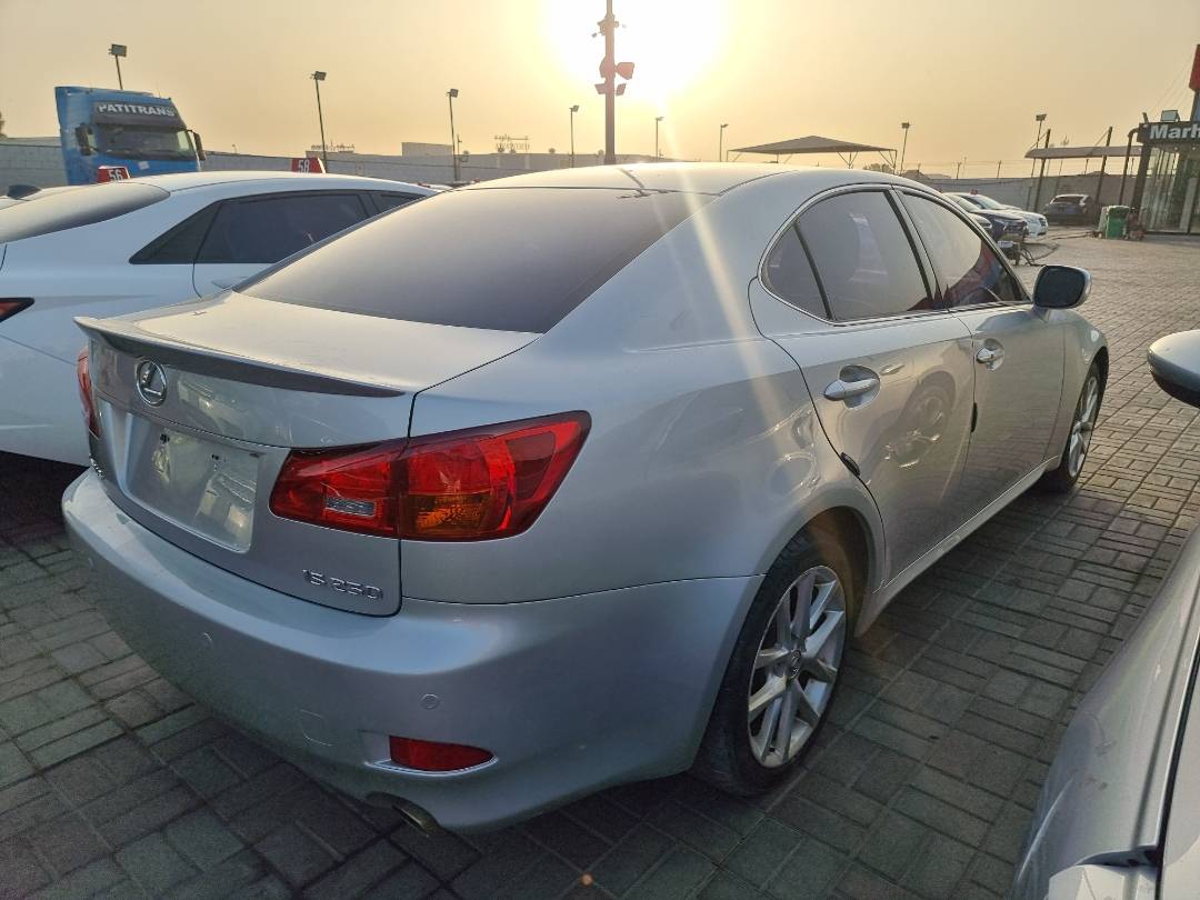 2008 LEXUS IS 250 — 297246 Miles — Lot 3214578 — Ind. 12 - Marhaba Auctions Used Cars - Image 4