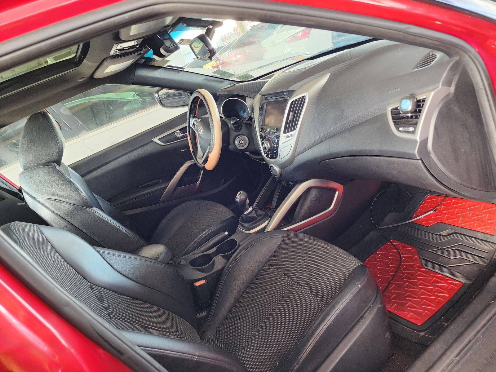 2016 HYUNDAI VELOSTER — 94356 Miles — Lot 133037 — Main - Marhaba Auctions Used Cars - Image 5