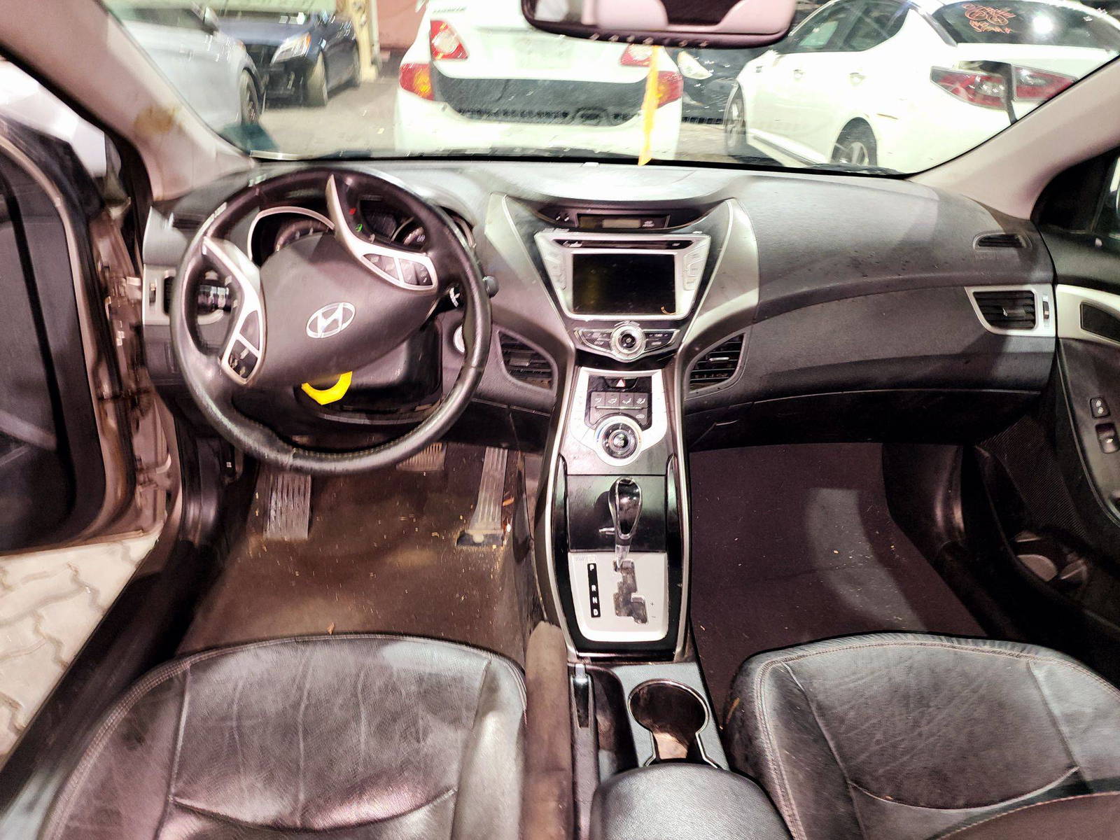2011 HYUNDAI ELANTRA — 163490 Miles — Lot 40161050 — Souq - Marhaba Auctions Used Cars - Image 7