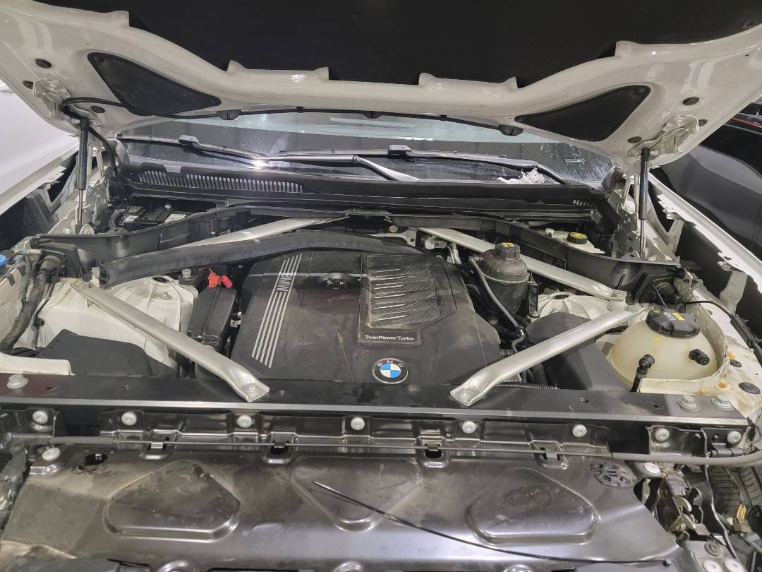 2020 BMW X5 SDRIVE 40I — 38194 Miles — Lot LW64554 - Marhaba Auctions Used Cars - Image 9