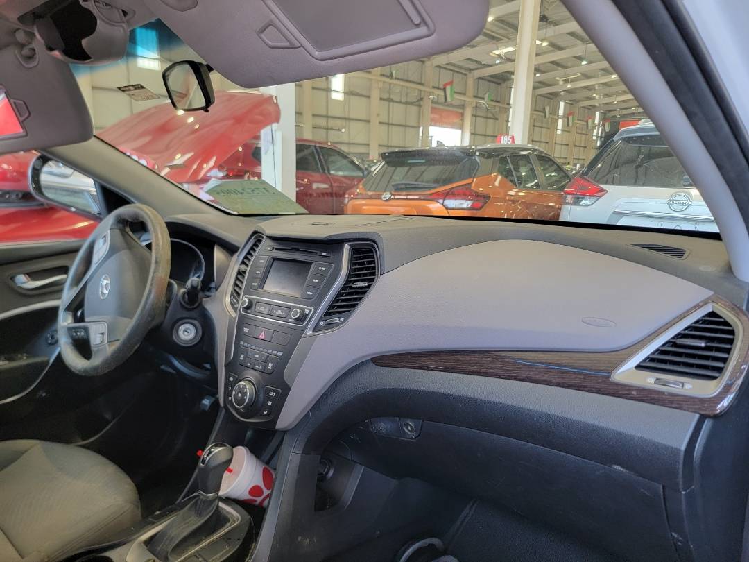 2017 HYUNDAI SANTA FE — 146979 Miles — Lot G405473 - Marhaba Auctions Used Cars - Image 5