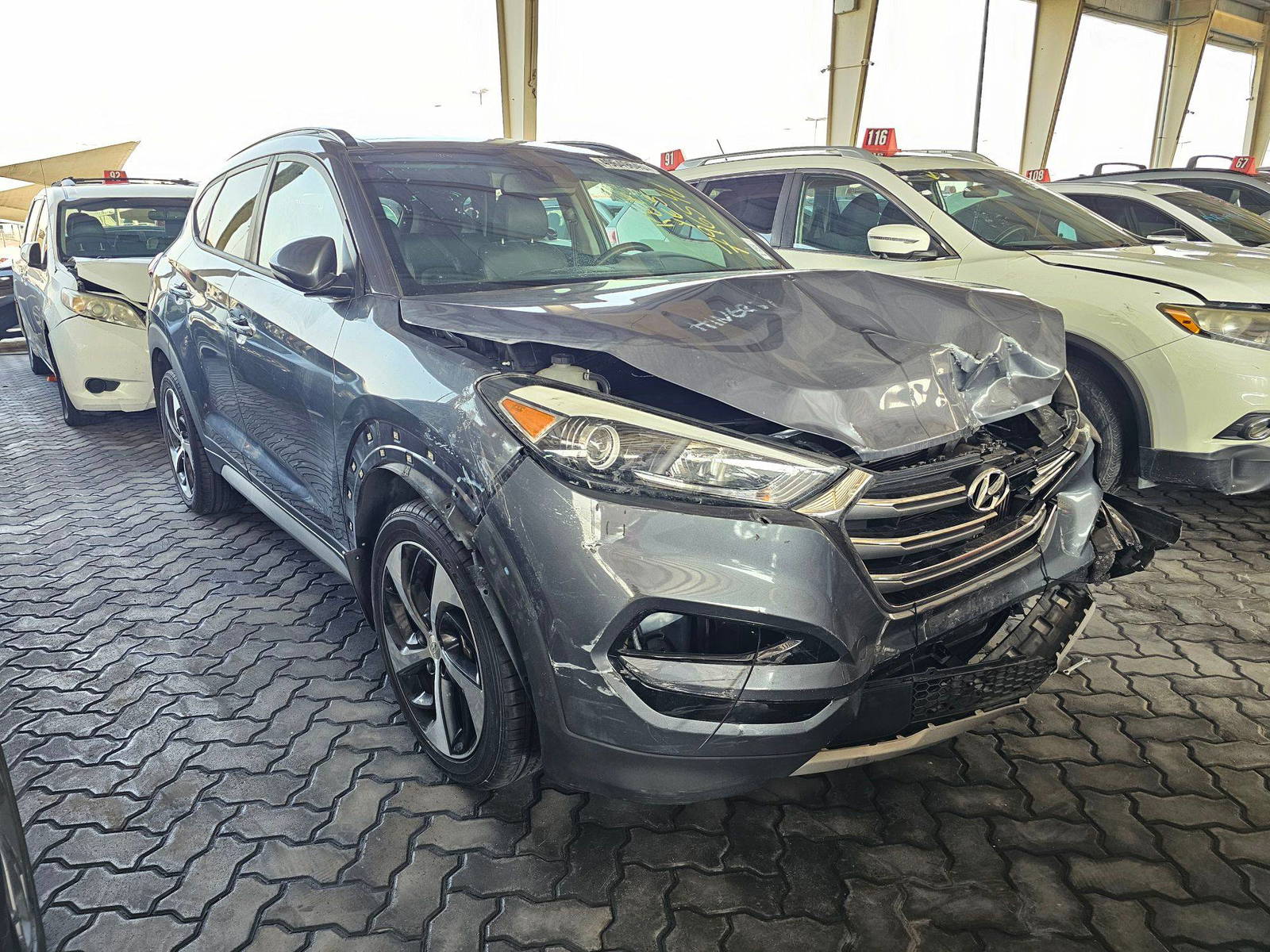 2018 HYUNDAI TUCSON — 96543 Miles — Lot 49649645 — Souq - Marhaba Auctions Used Cars - Image 4