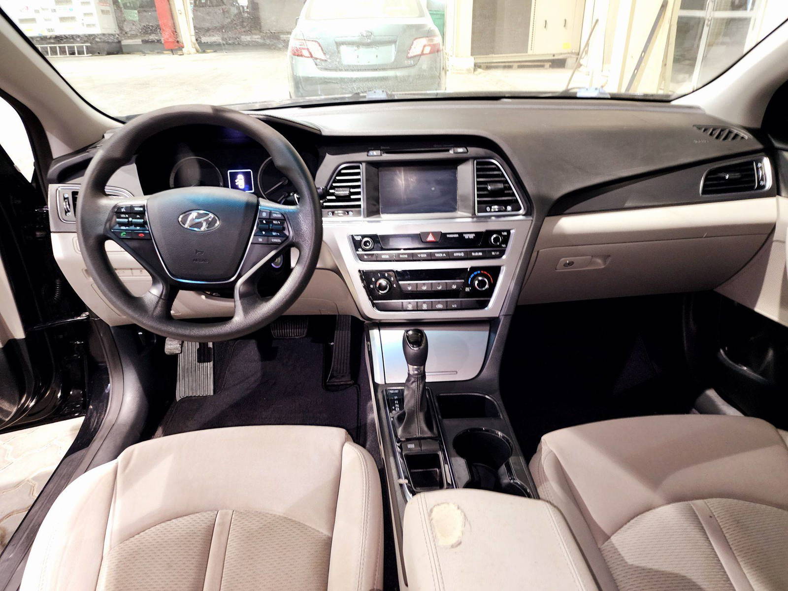 2016 HYUNDAI SONATA — 126321 Miles — Lot 8GH402482 — Souq - Marhaba Auctions Used Cars - Image 7