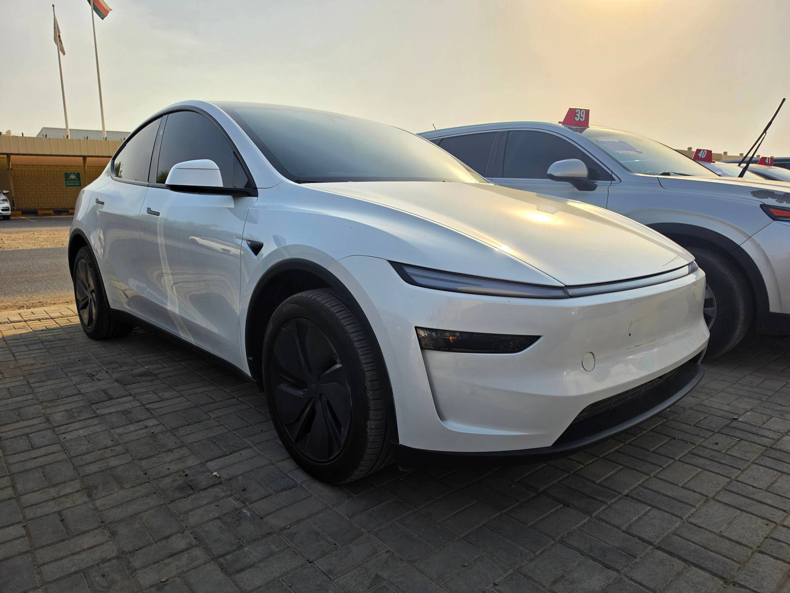 2026 TESLA MODEL Y — 19613 KM — Lot TA429279 - Marhaba Auctions Used Cars - Image 3
